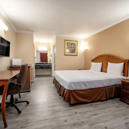 Sea Rock Inn - Los Angeles Гардина Екстериор снимка