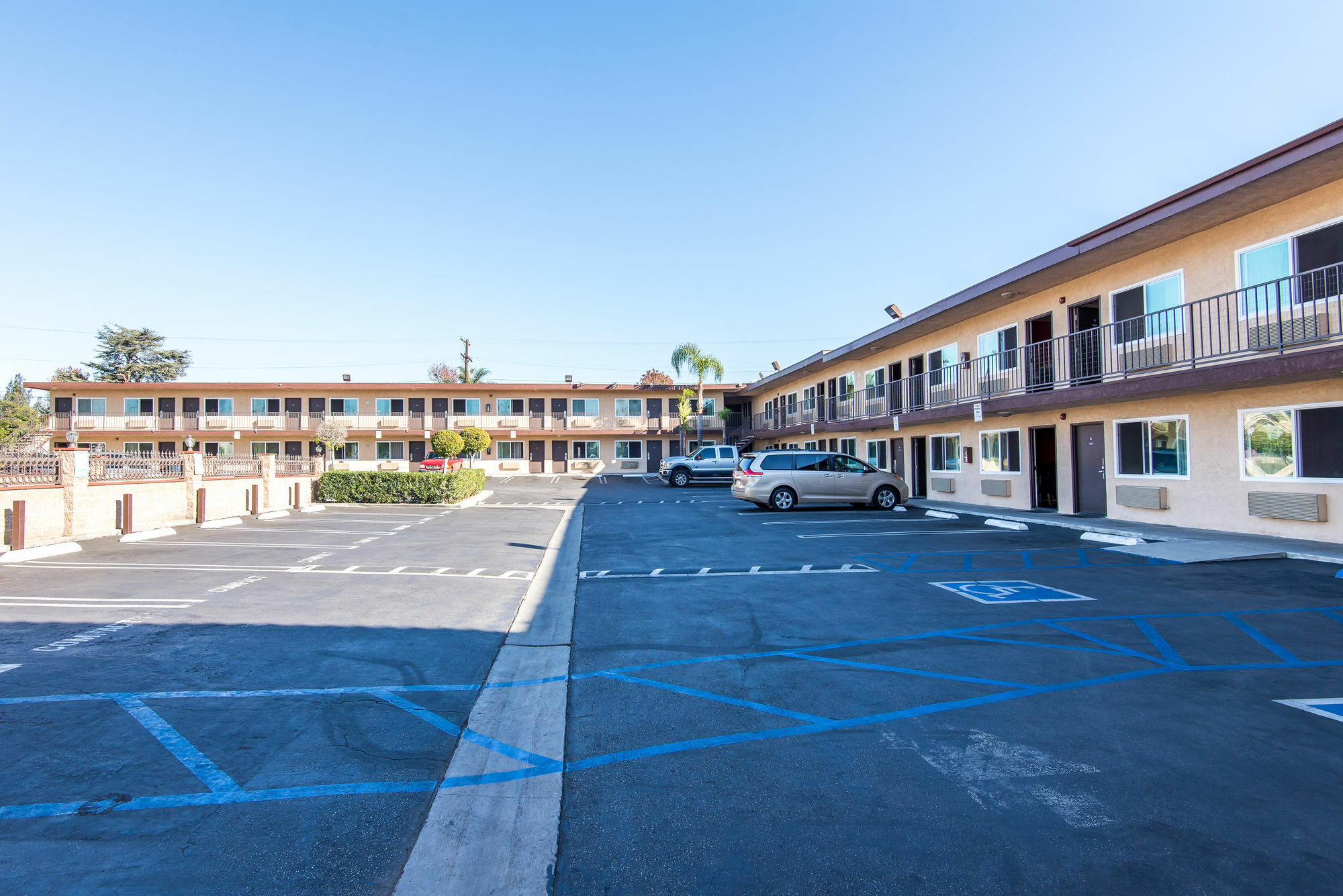 Sea Rock Inn - Los Angeles Гардина Екстериор снимка
